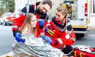 What does a Mylar blanket do?